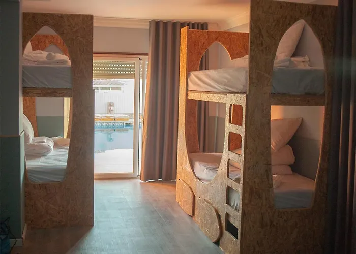 Destination אכסניה אריסרייה