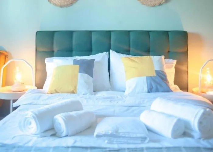 אכסניה Destination